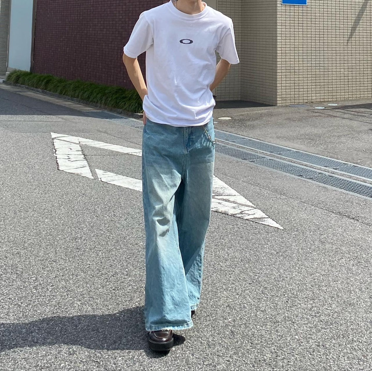 デニムパンツ