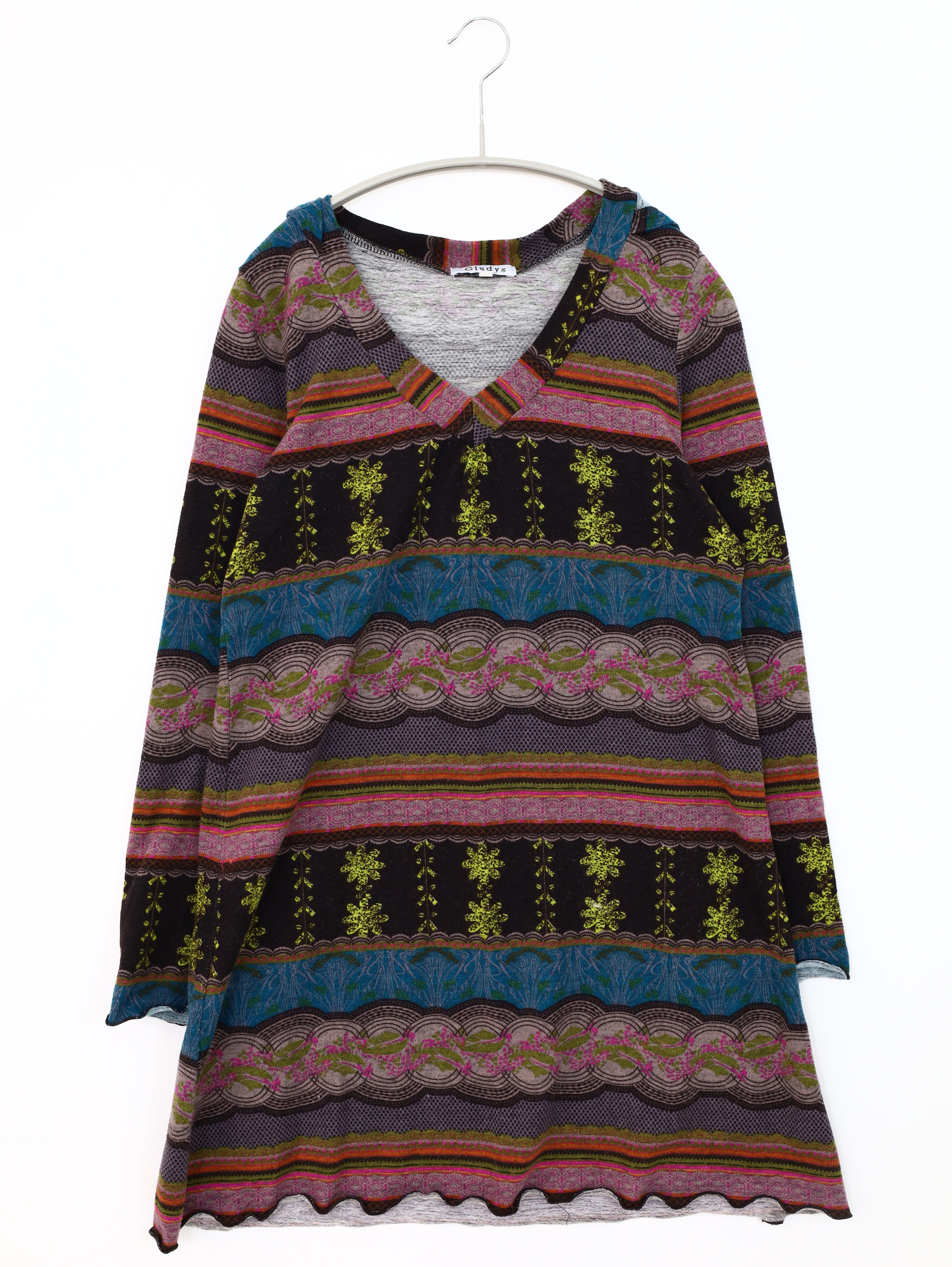 ロングTシャツ