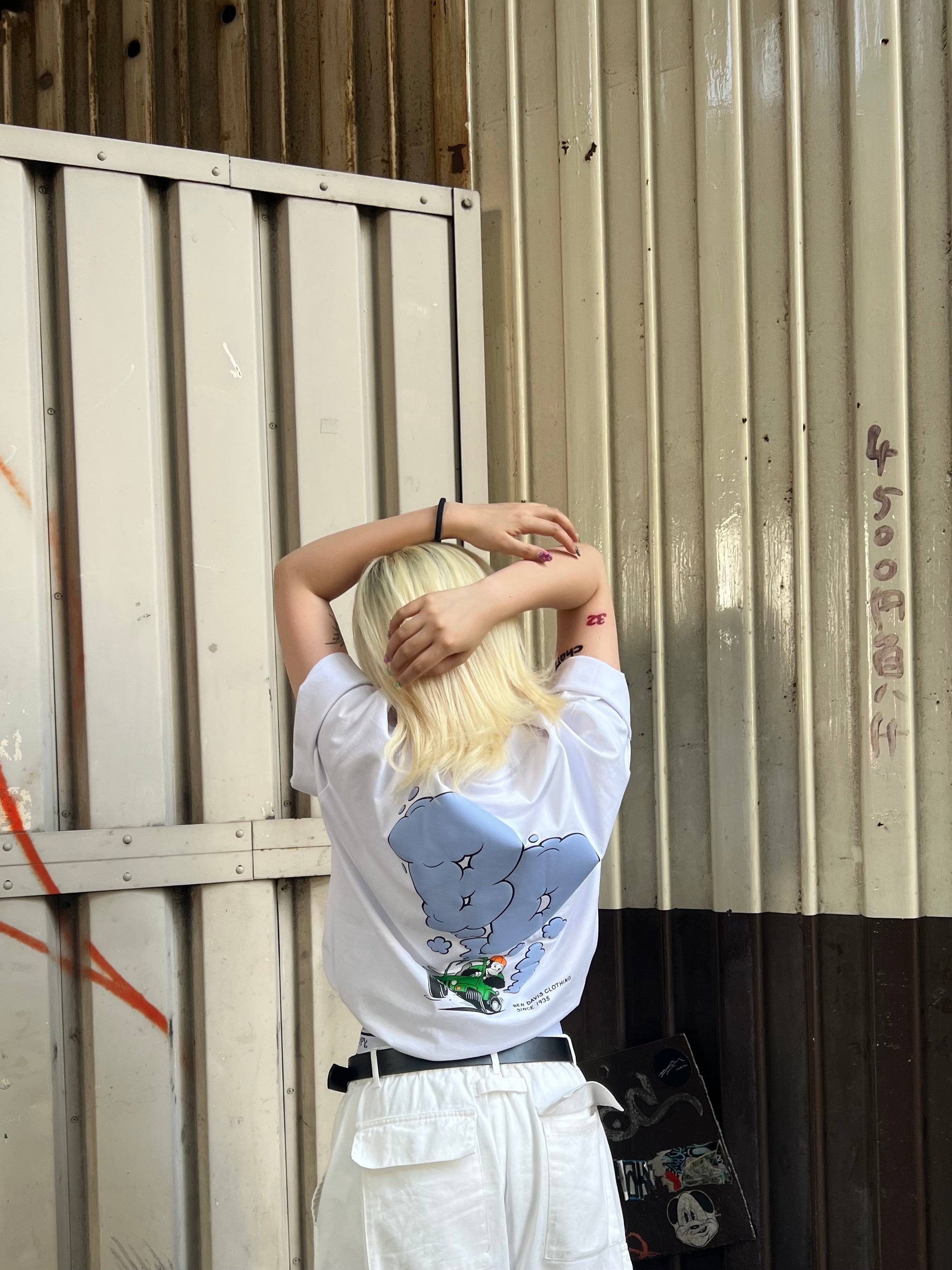Tシャツ