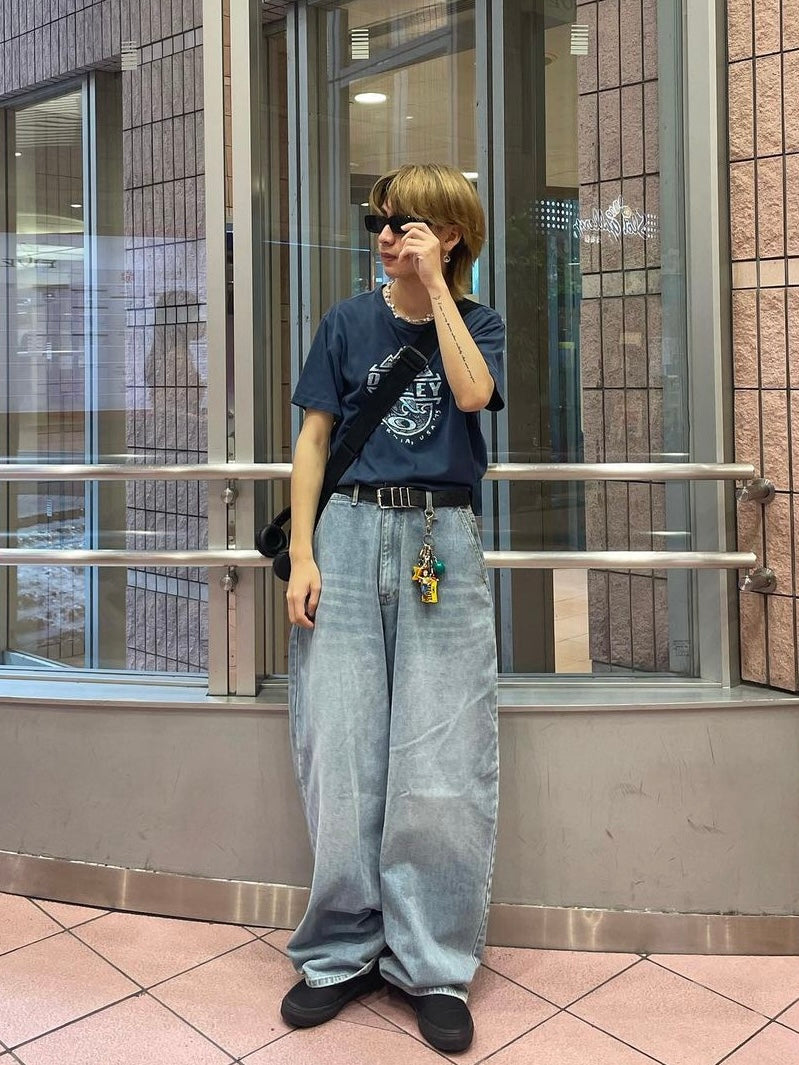デニムパンツ