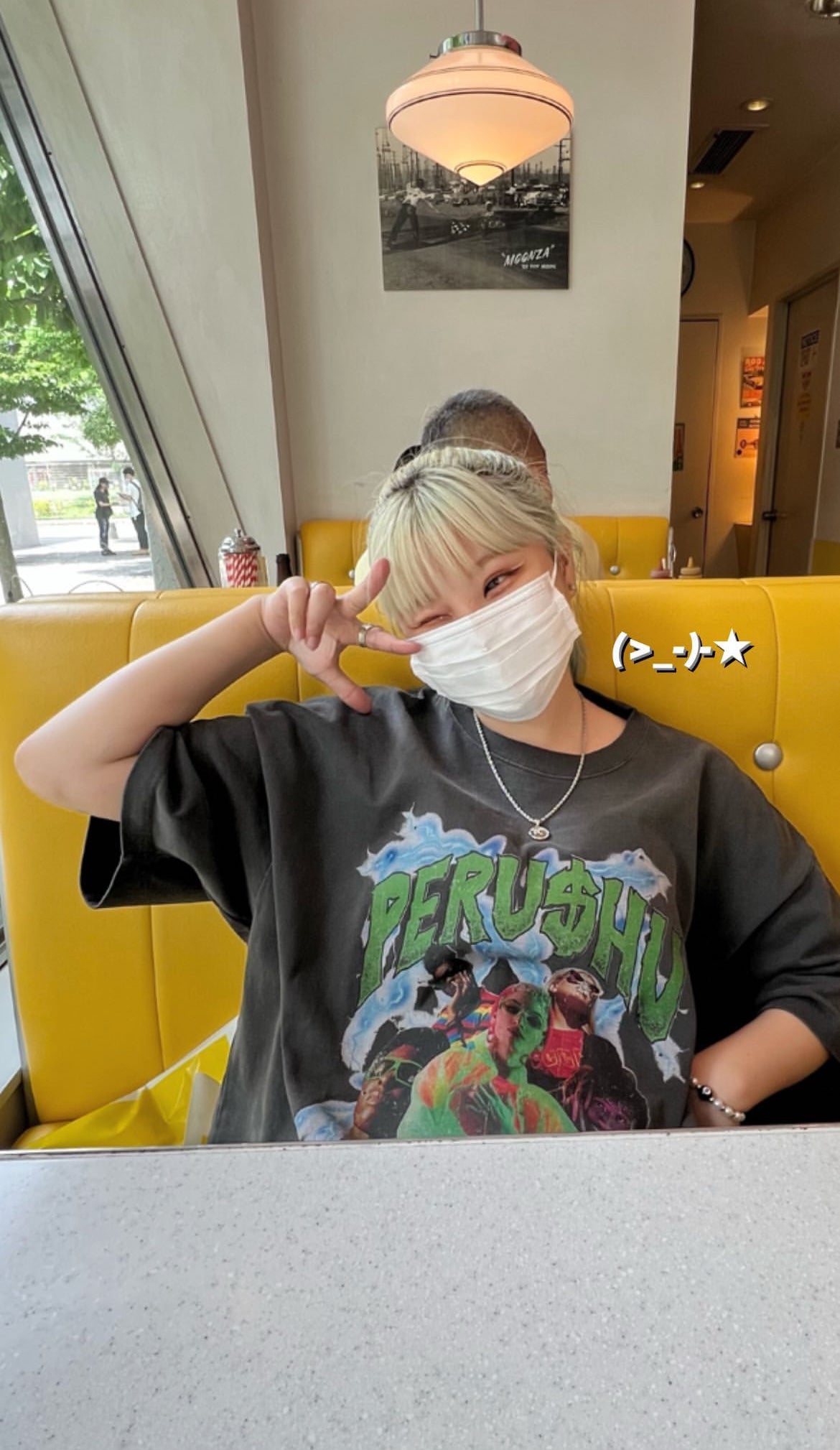 Tシャツ