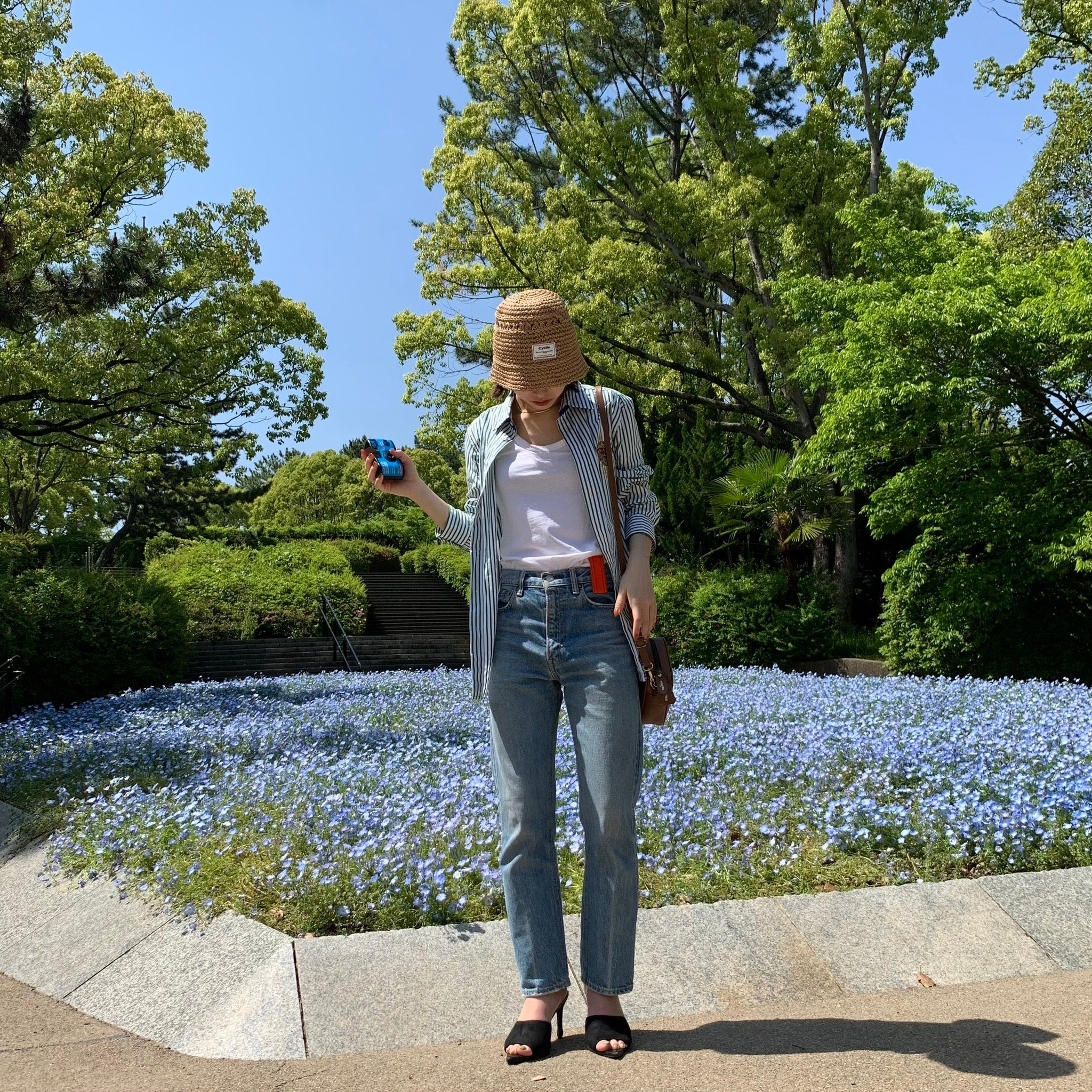 デニムパンツ