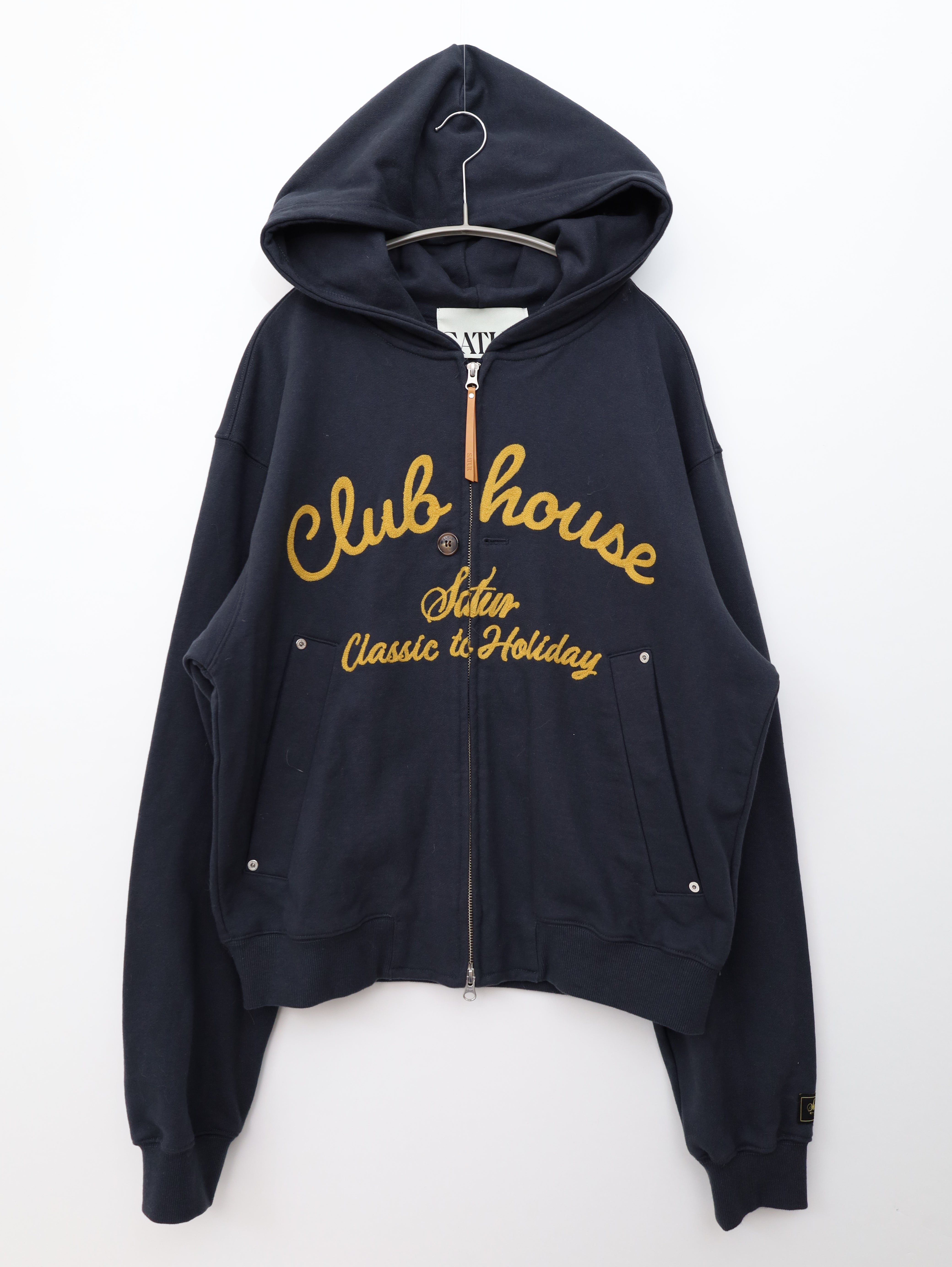ジップパーカー