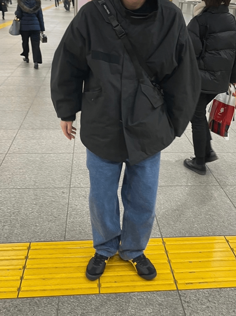 デニムパンツ