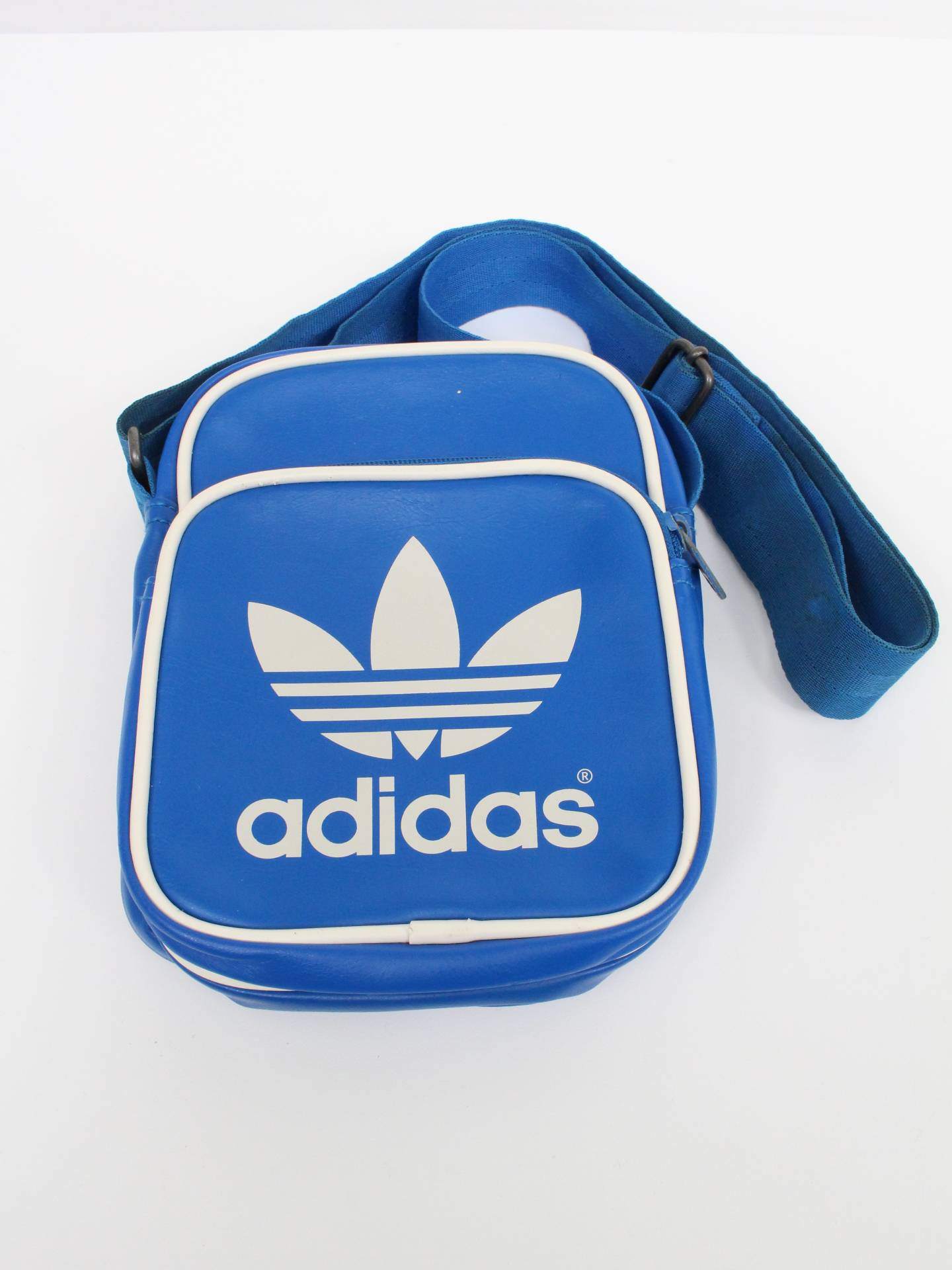 ショルダーバッグ