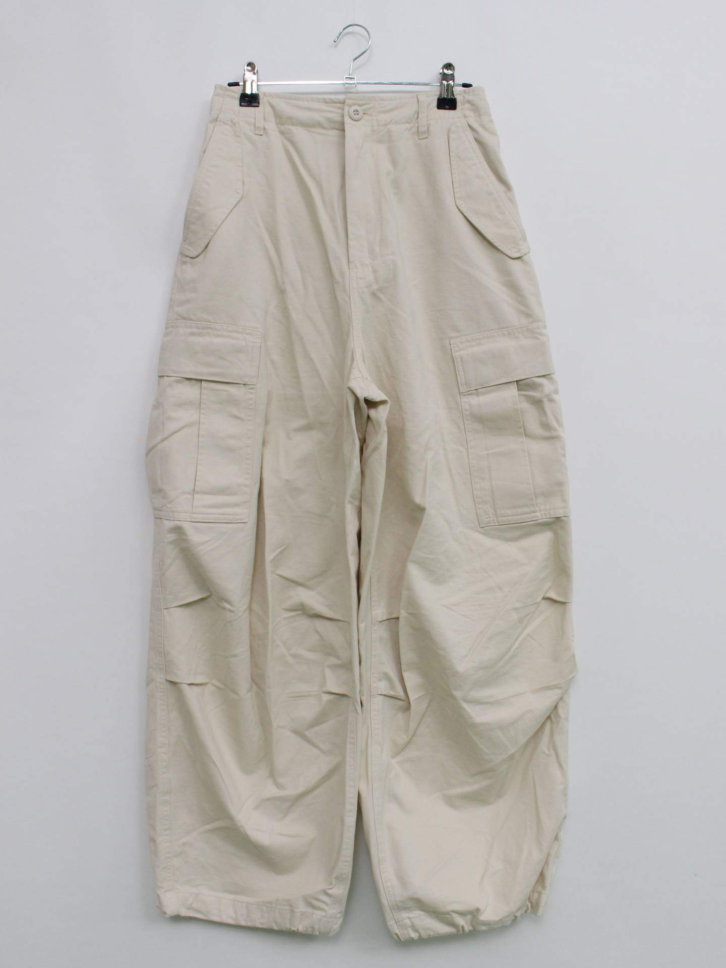 カーゴパンツ