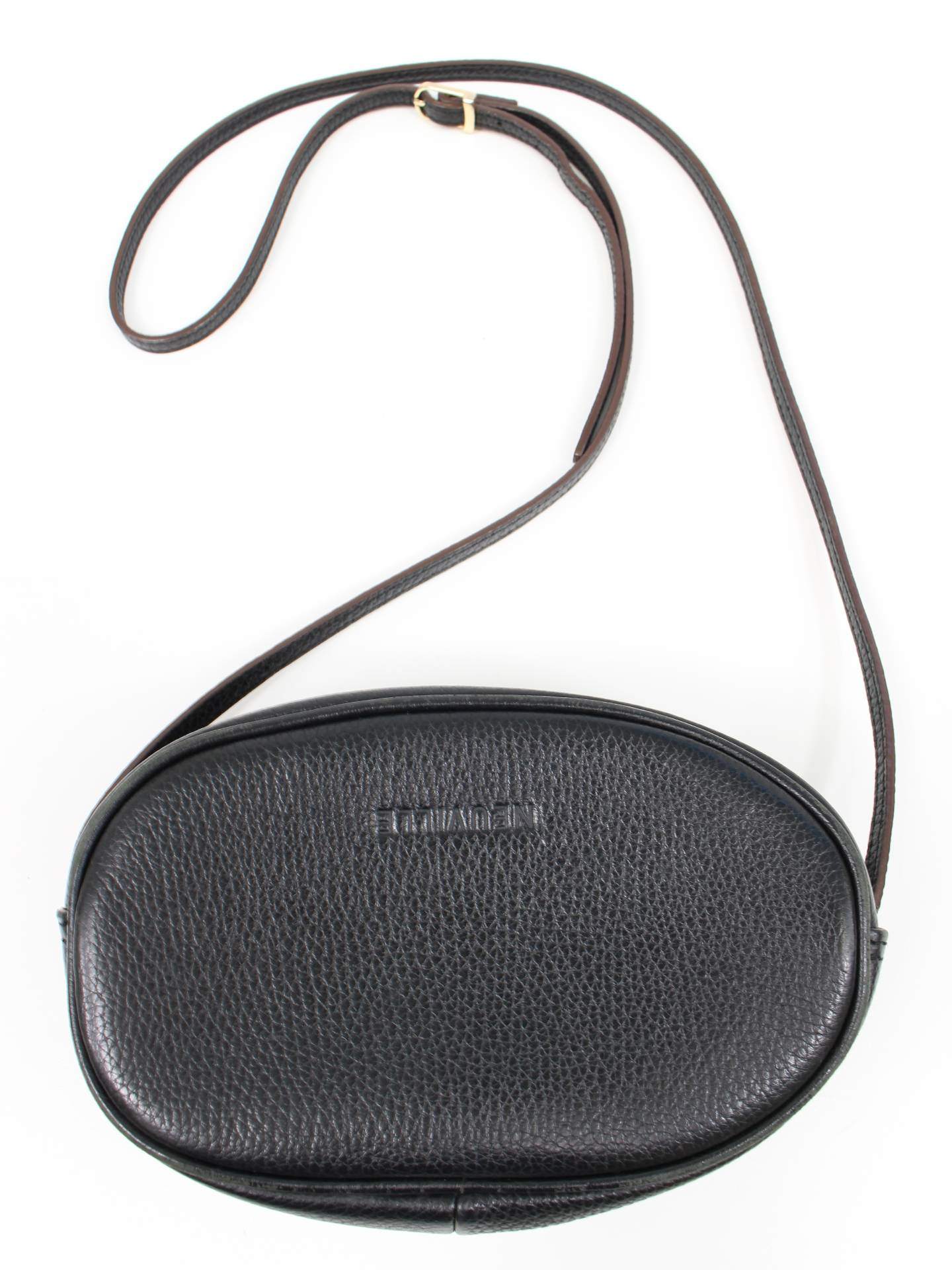 ショルダーバッグ