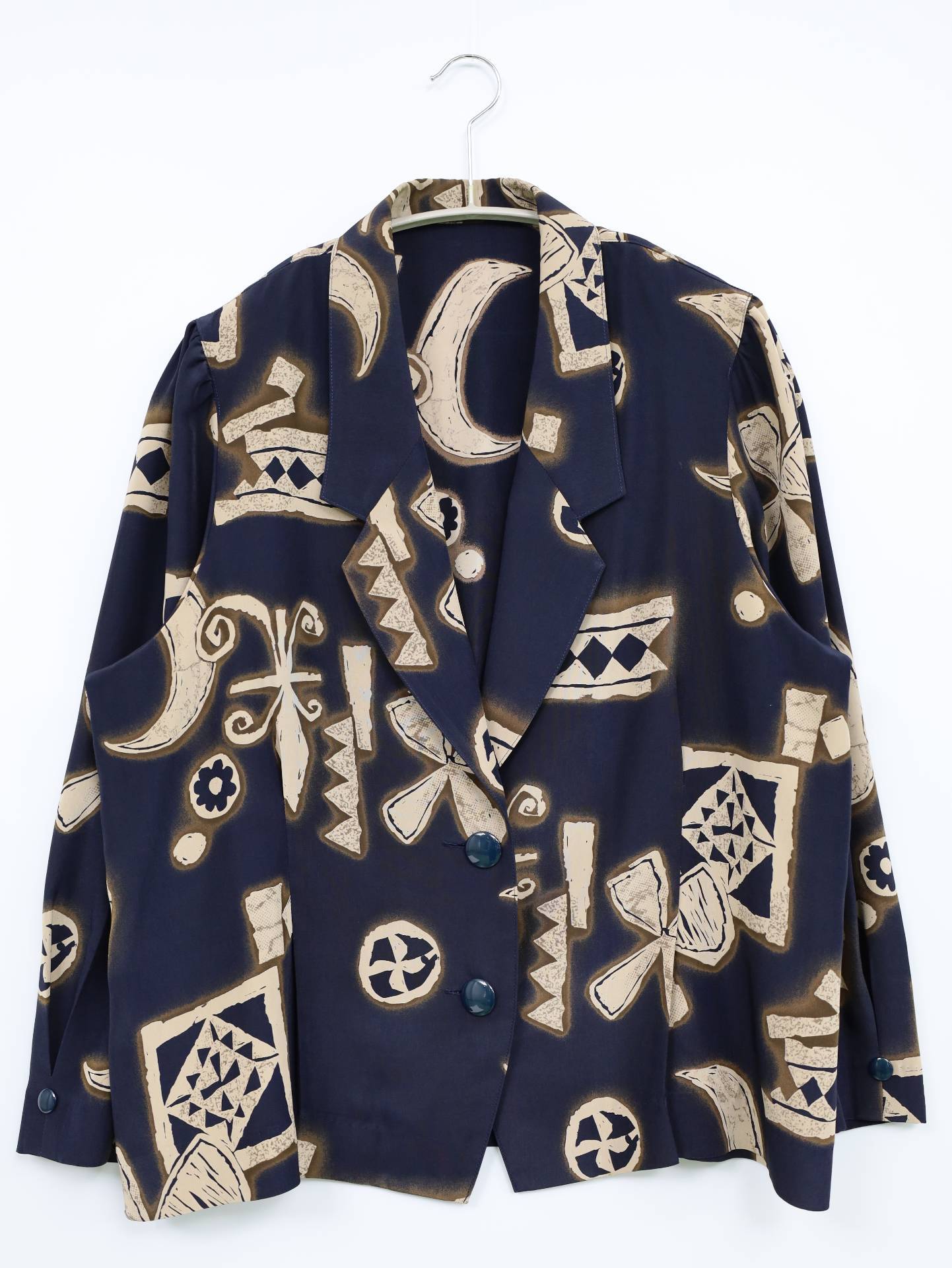 テーラードジャケット