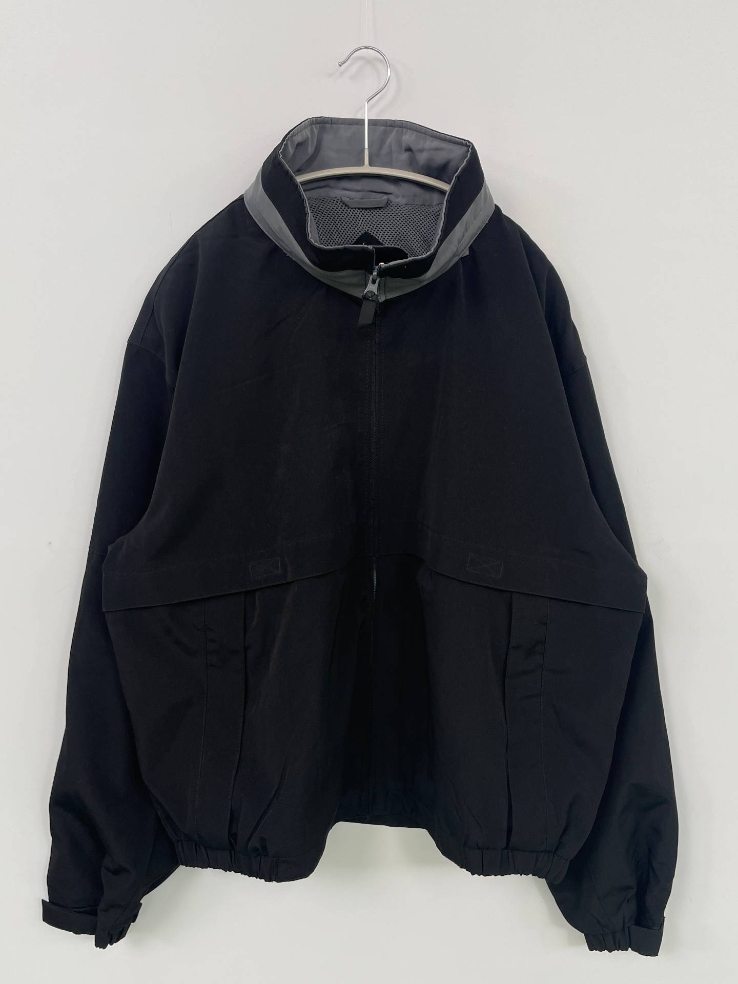 ノーカラーコート