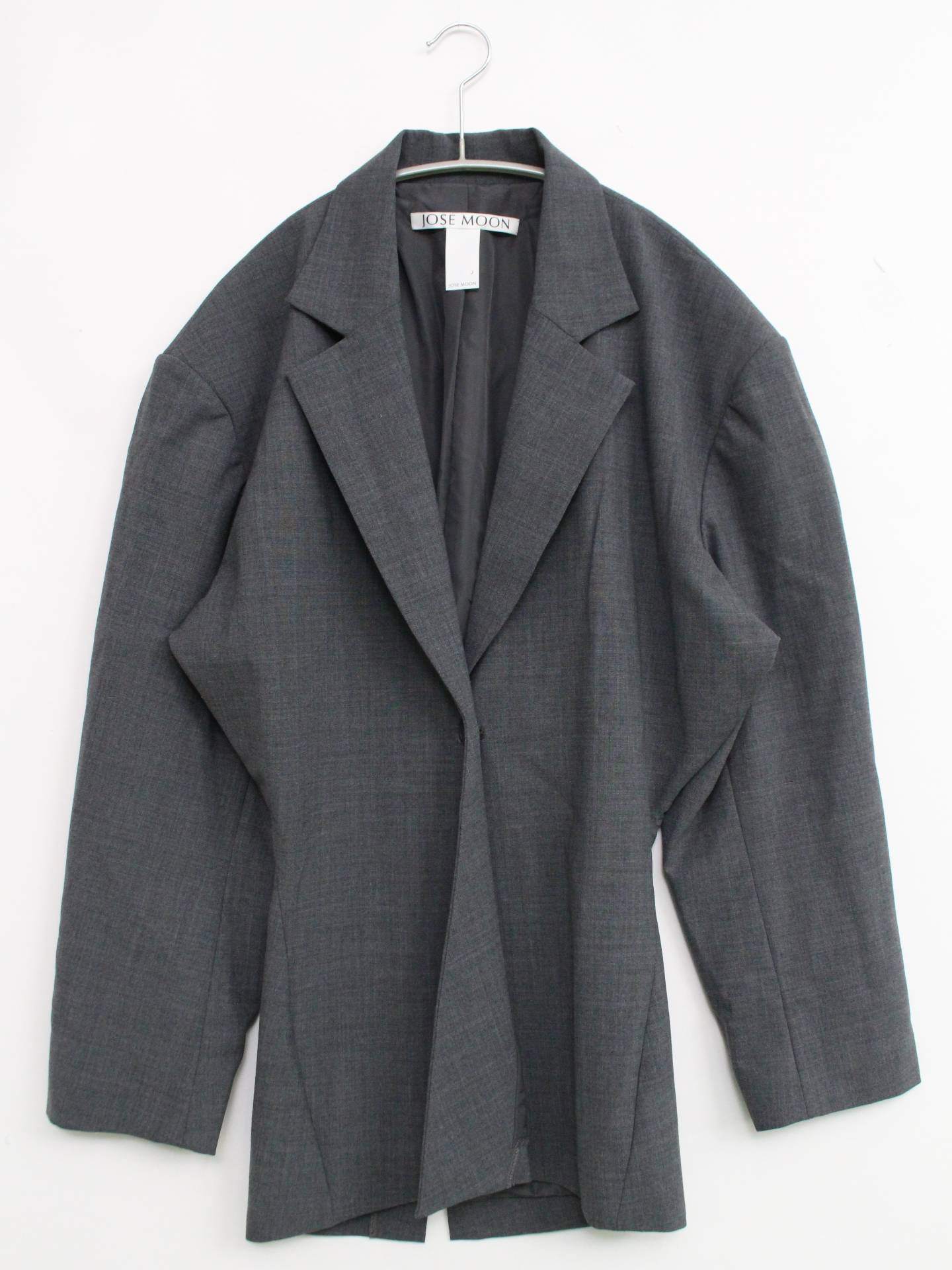 テーラードジャケット