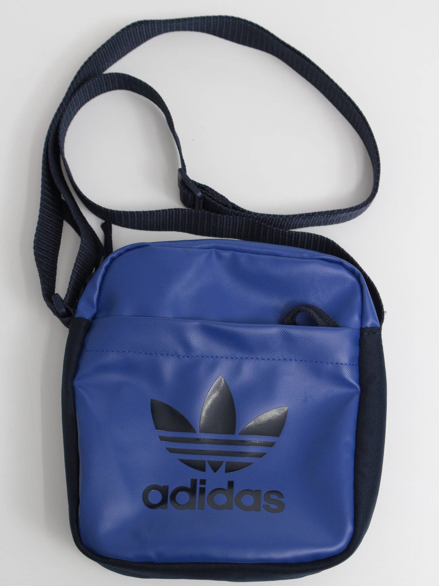 ショルダーバッグ