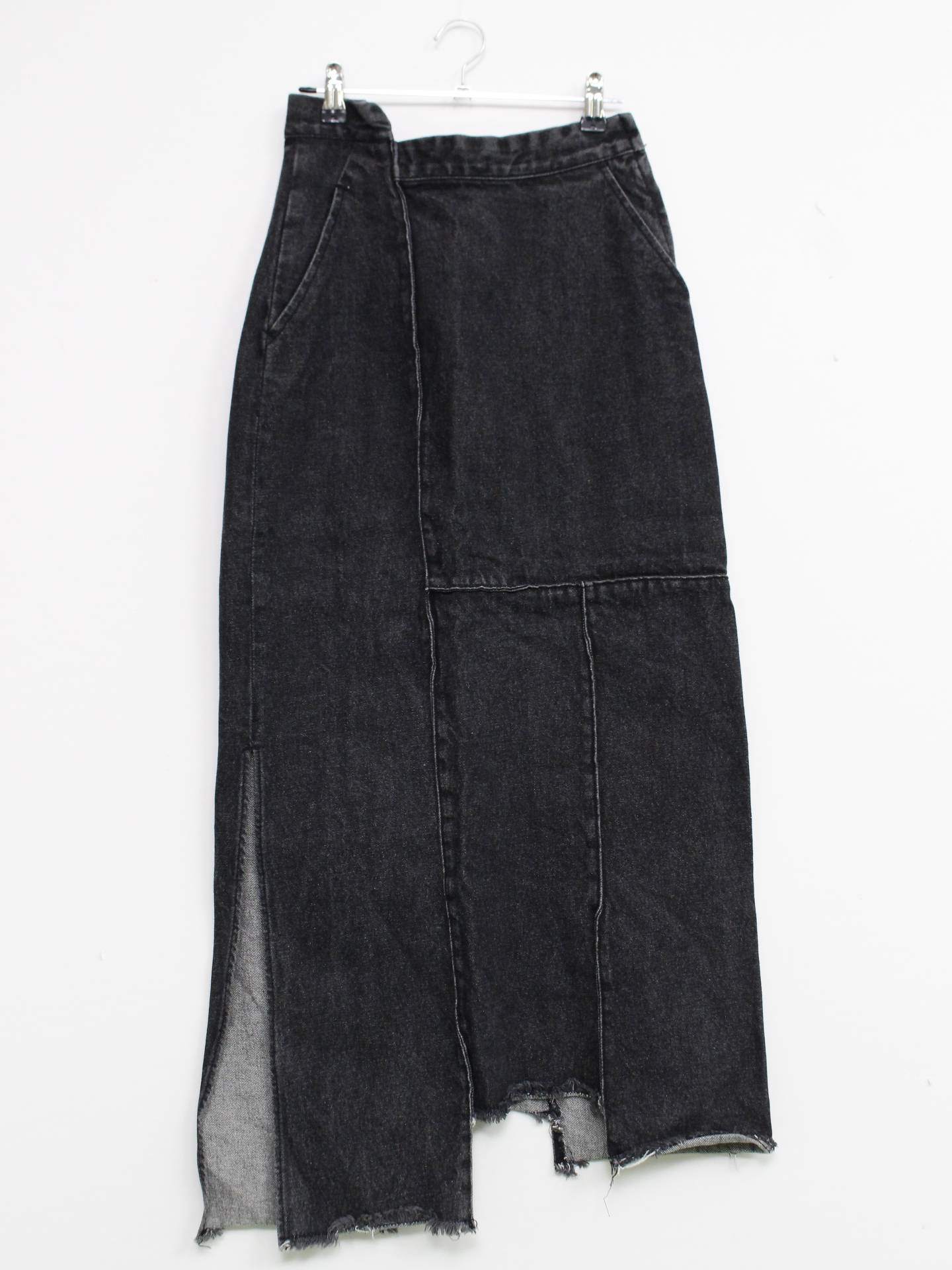 デニムスカート